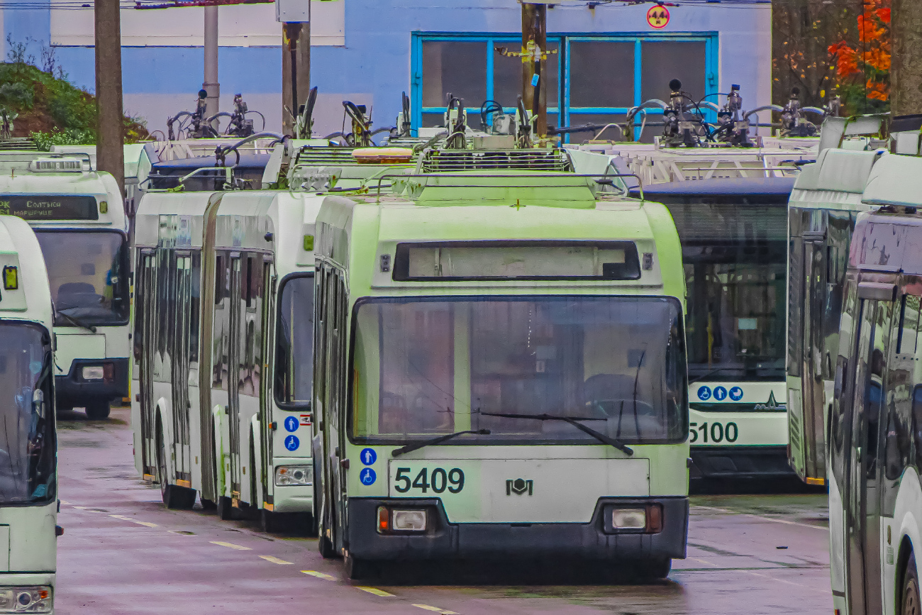 Минск, БКМ 32102 № 5409