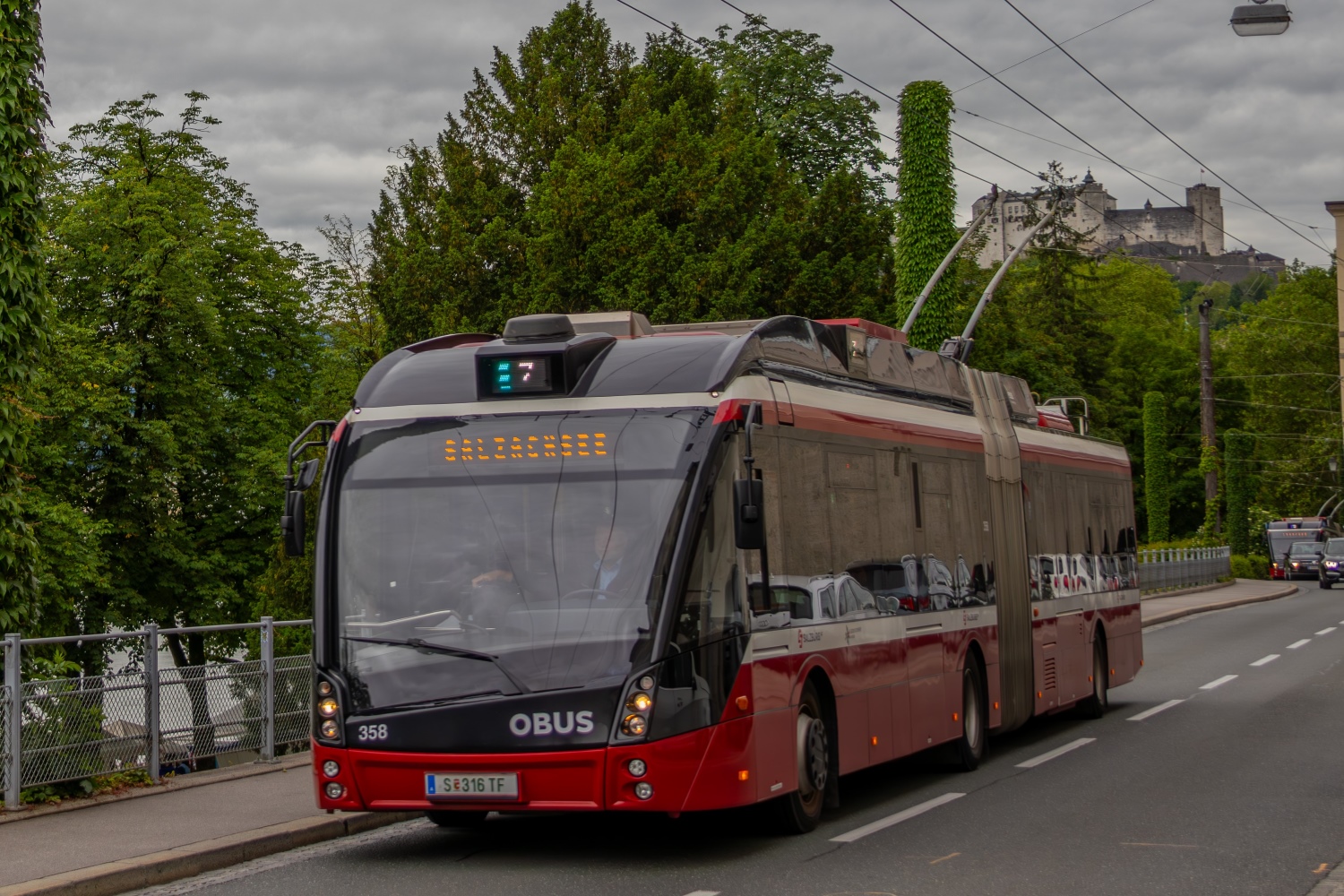 Зальцбург, Solaris Trollino III 18 AC MetroStyle № 358