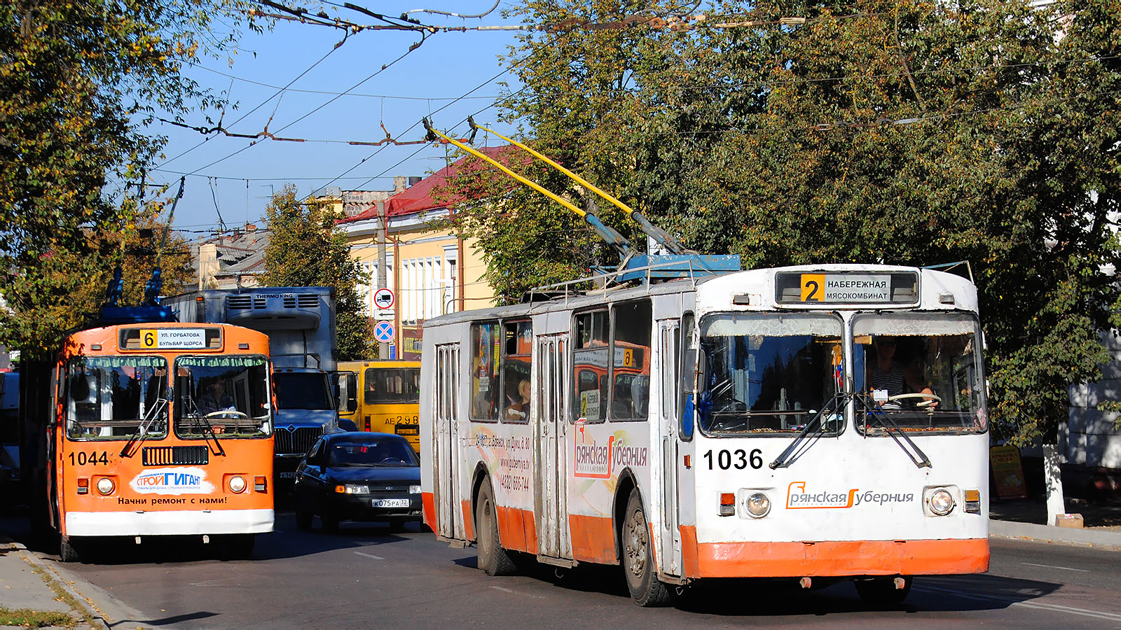 Брянск, ЗиУ-682Г [Г00] № 1044; Брянск, ЗиУ-682Г [Г00] № 1036