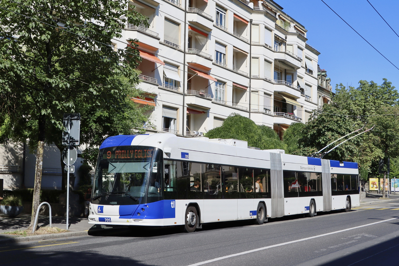 Lausanne, Hess lighTram 25 DC Br. 705