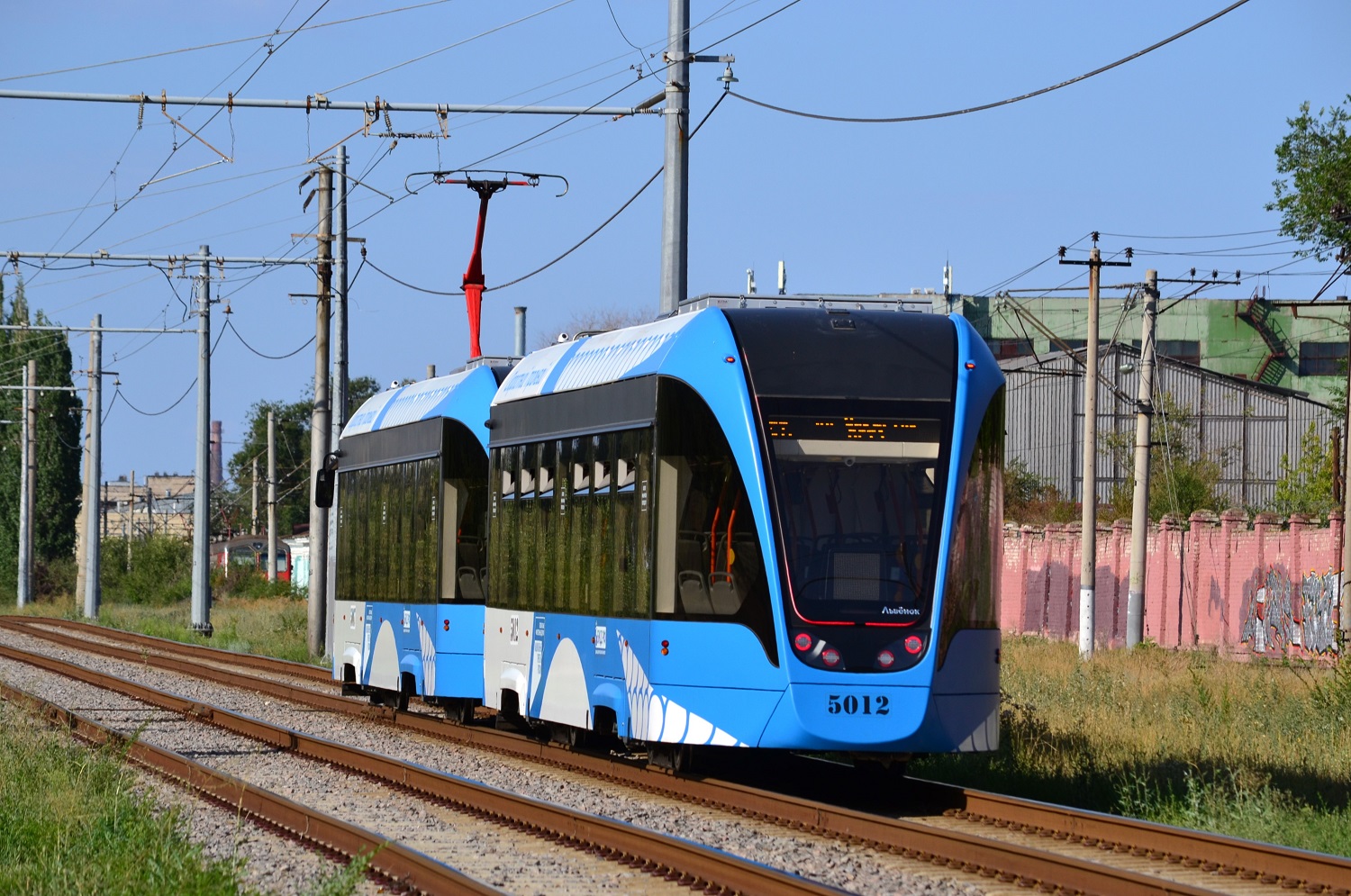 Волгоград, 71-911ЕМ «Львёнок» № 5012