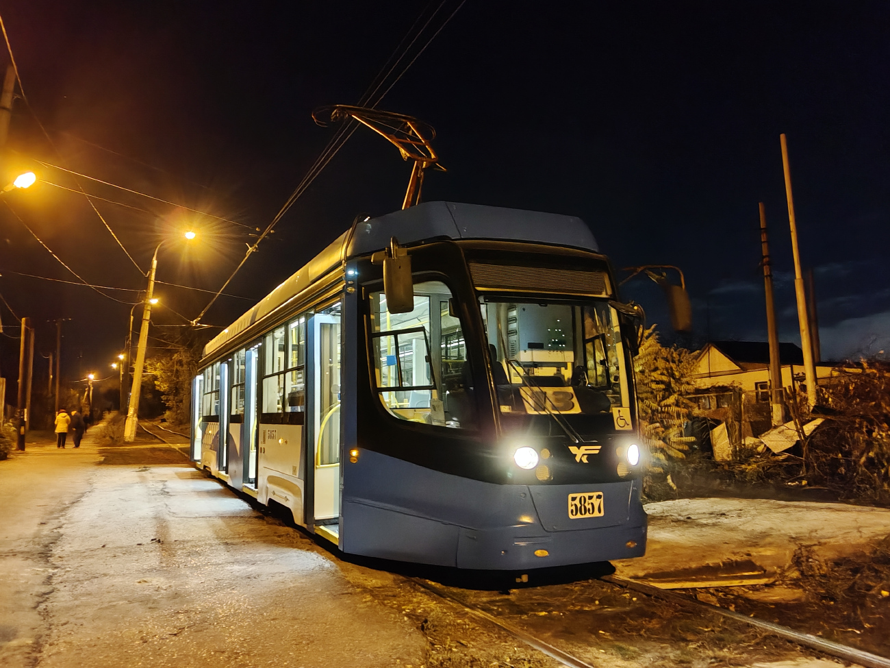 Волгоград, 71-623-03 № 5857