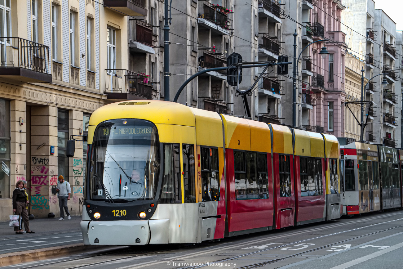 Лодзь, Bombardier Cityrunner № 1210