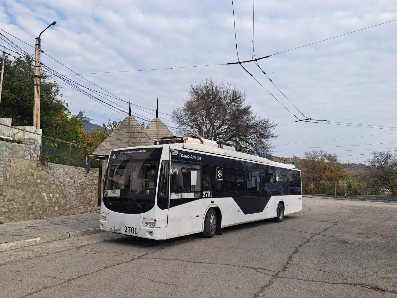 Крымский троллейбус, ВМЗ-5298.01 «Авангард» № 2701