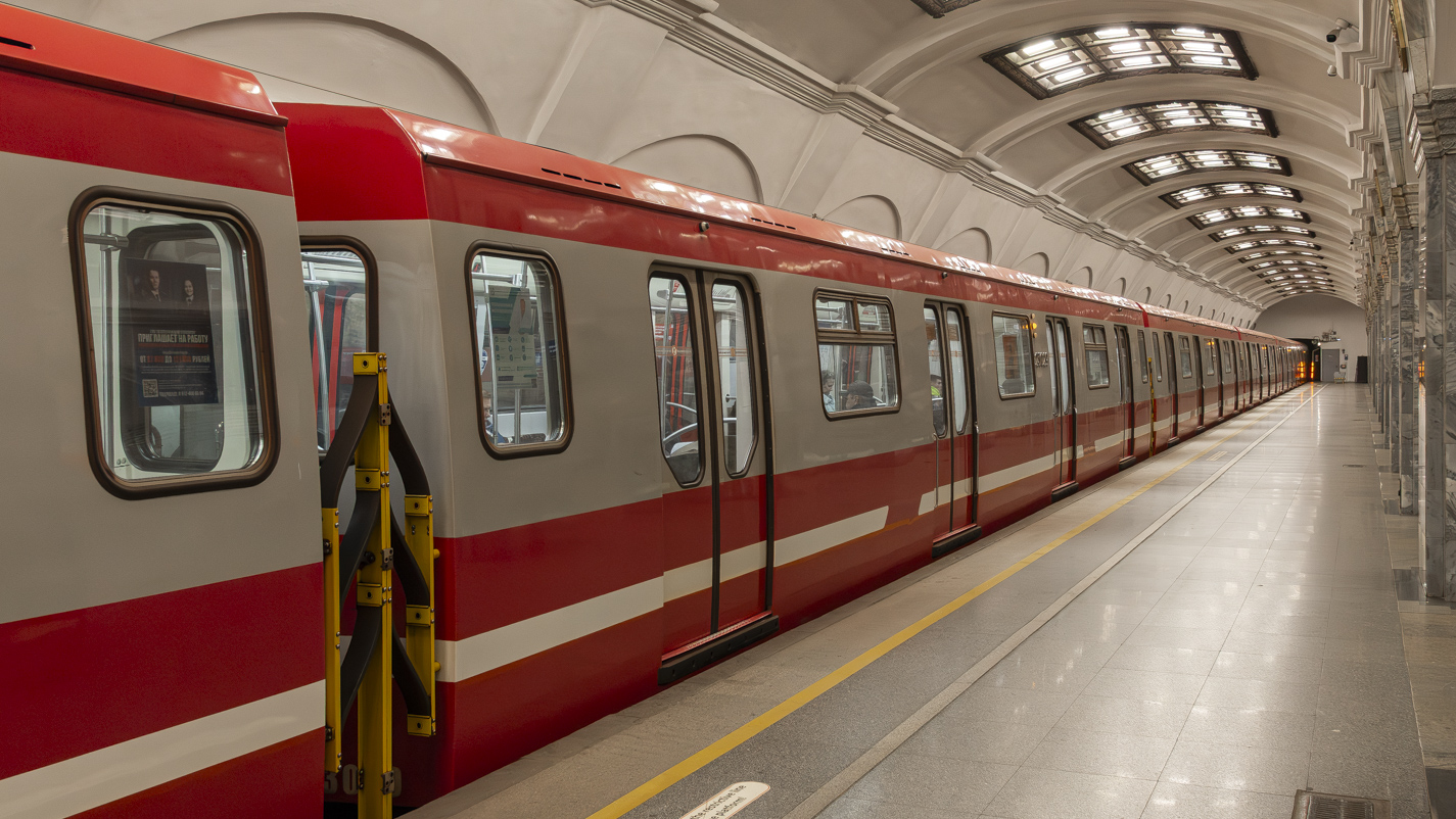 Санкт-Петербург, 81-723.1 № 23029