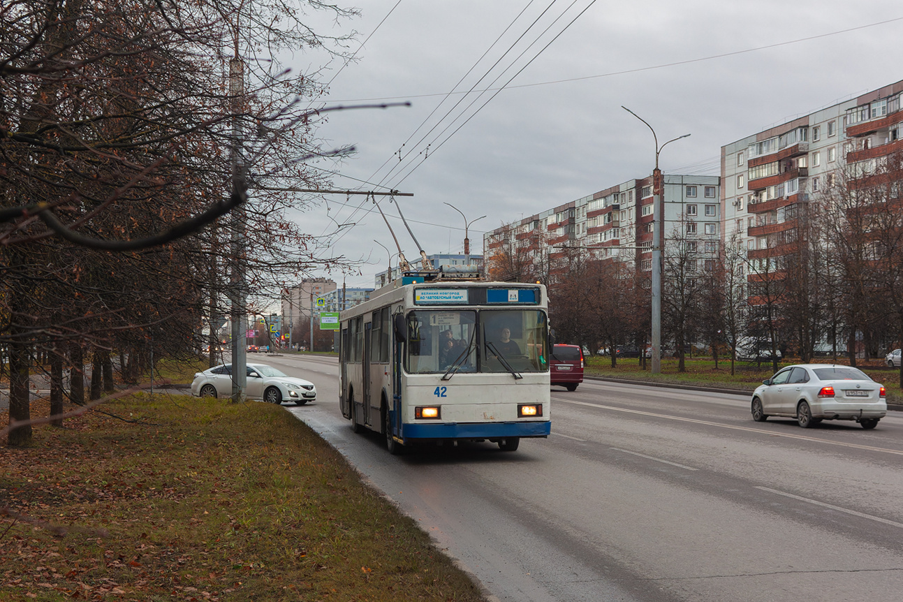 Великий Новгород, ВМЗ-5298-20 № 42
