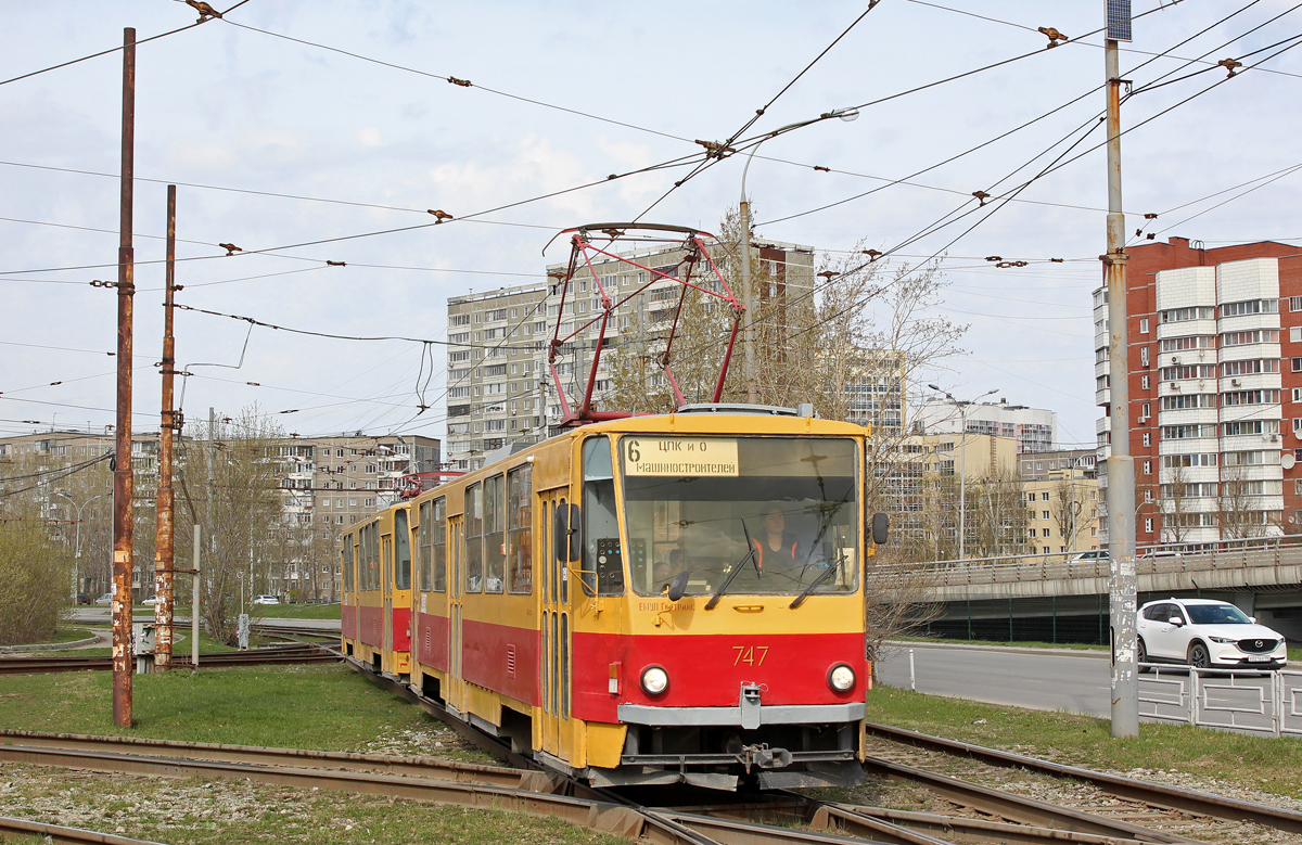 Екатеринбург, Tatra T6B5SU № 747