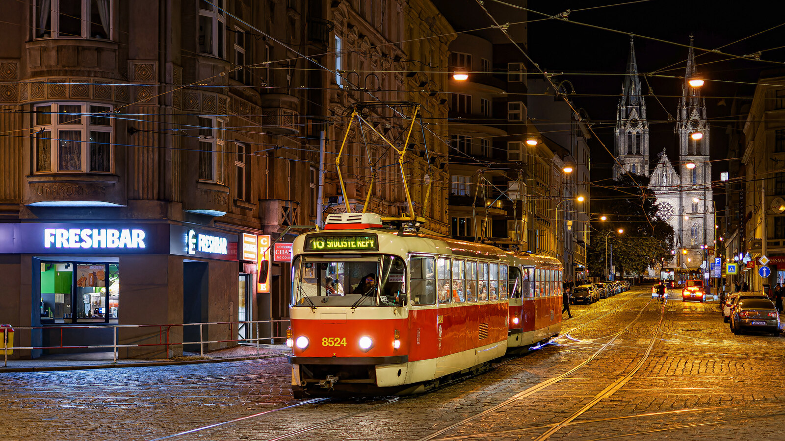 Прага, Tatra T3R.P № 8524