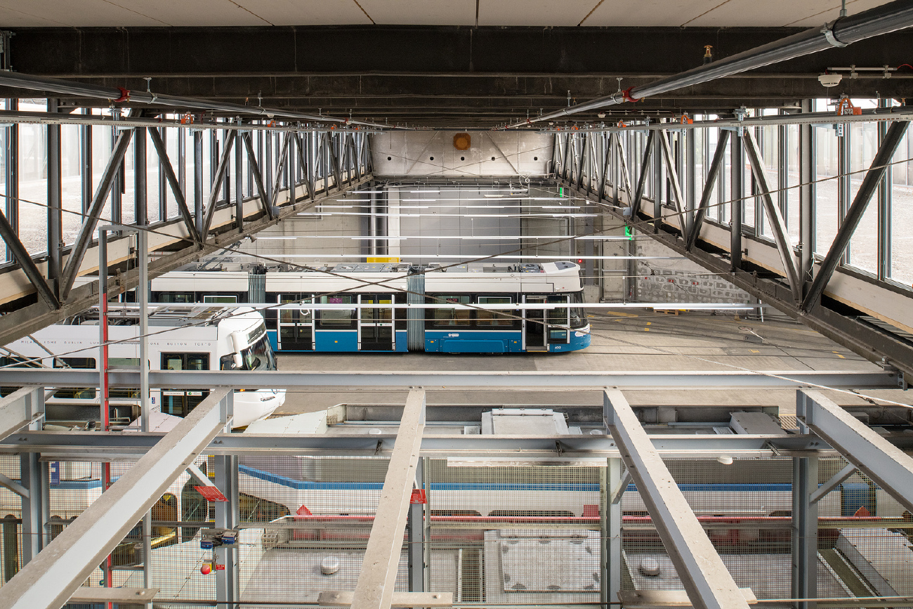 Zürich — Lines and Infrastructure