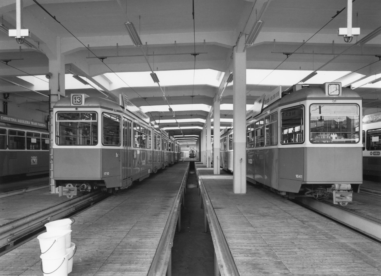 Zurich, SWS/SIG/BBC Be 4/6 "Mirage" (without cab) Br. 1710; Zurich, SWS/SIG/BBC Be 4/6 "Mirage" Br. 1641; Zurich — Old photos