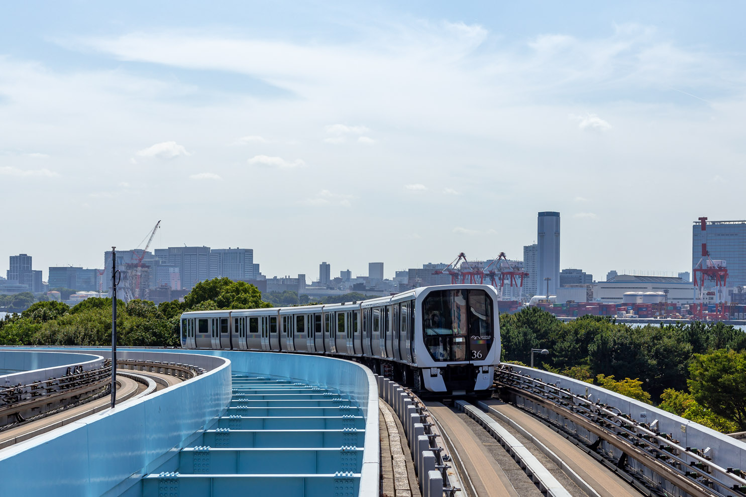 Токио, Yurikamome 7300 series № 36