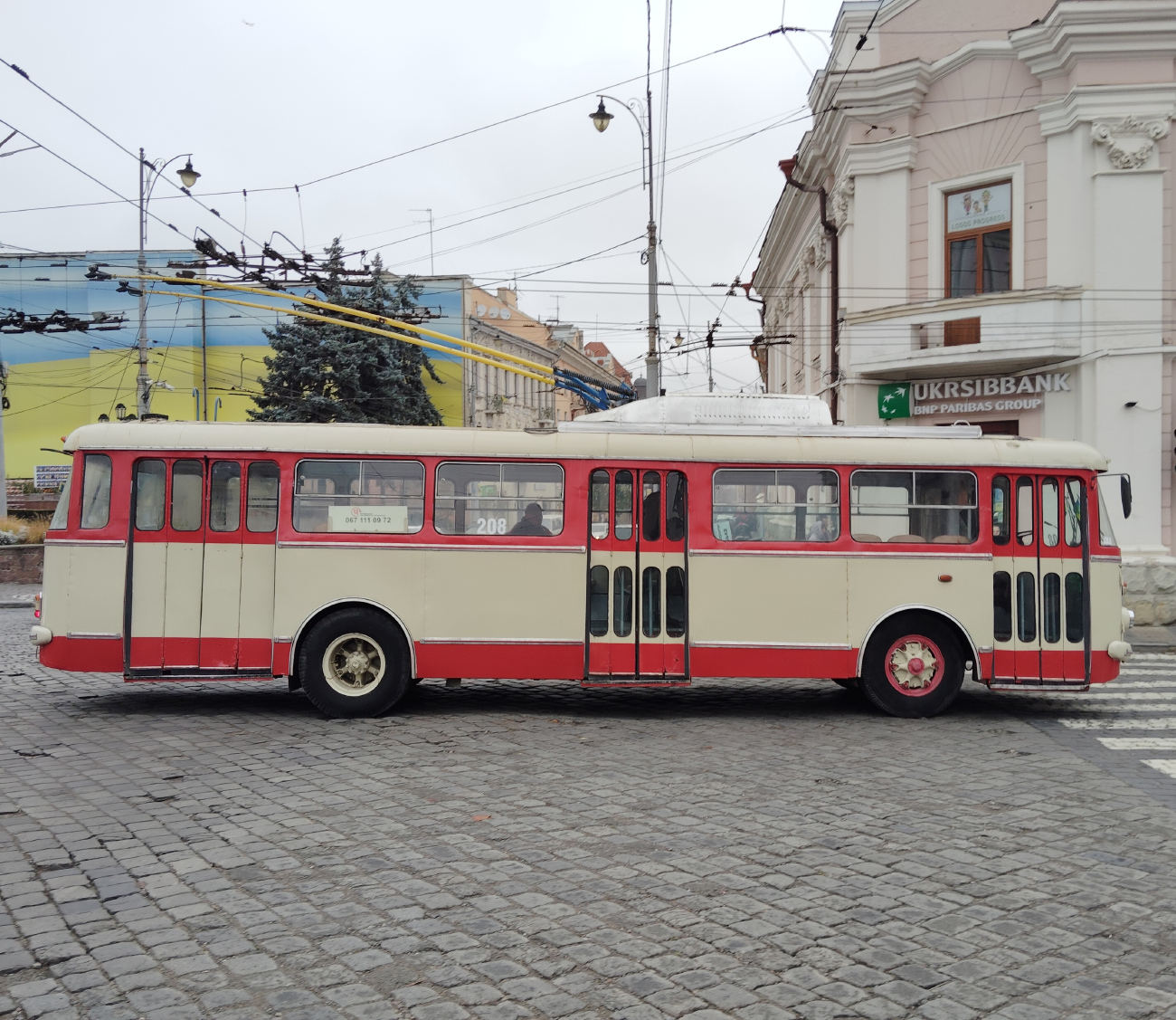 Черновцы, Škoda 9TrH27 № 208; Черновцы — Покатушки на Škoda 9TrH27  № 208 08.11.2025