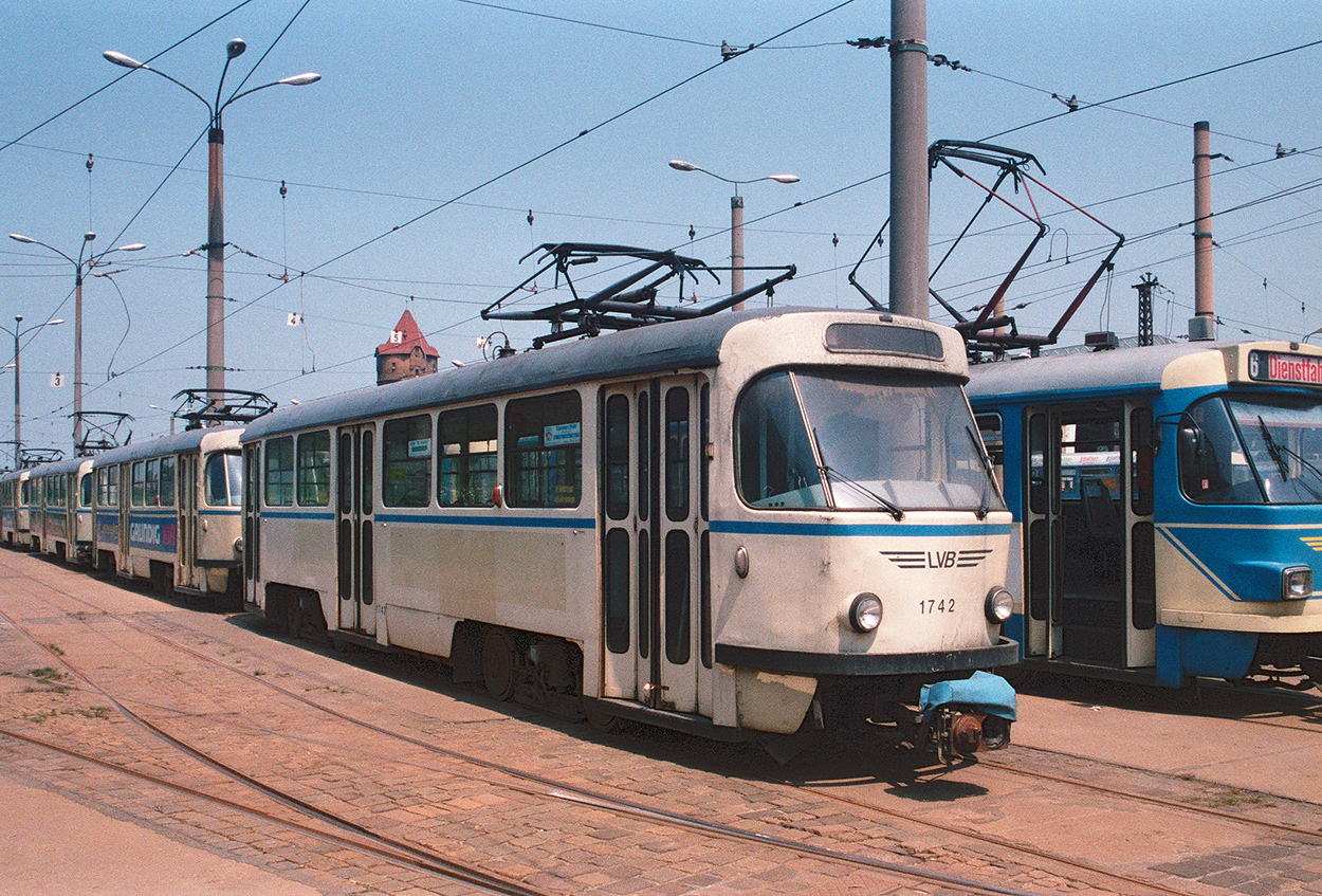 Leipzig, Tatra T4D Br. 1742; Leipzig — Old photos