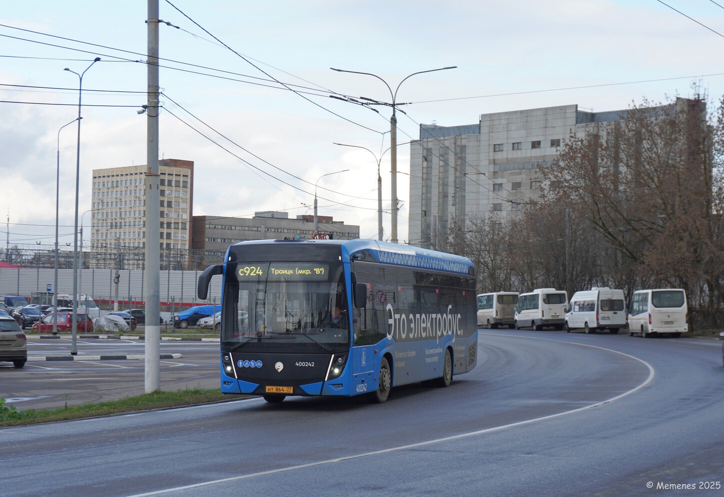 Москва, КАМАЗ-6282 № 400242