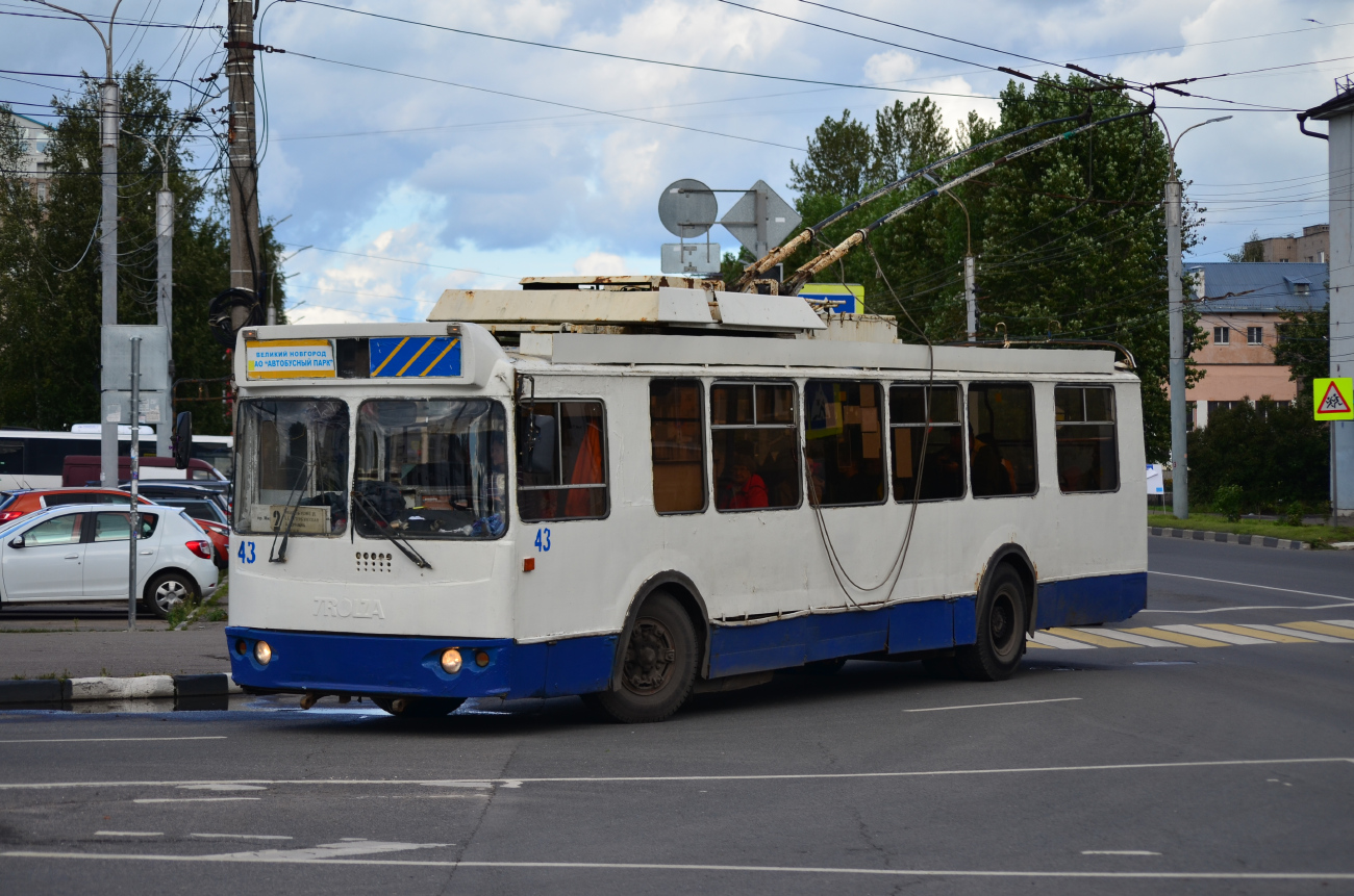 Великий Новгород, ЗиУ-682Г-016.03 № 43