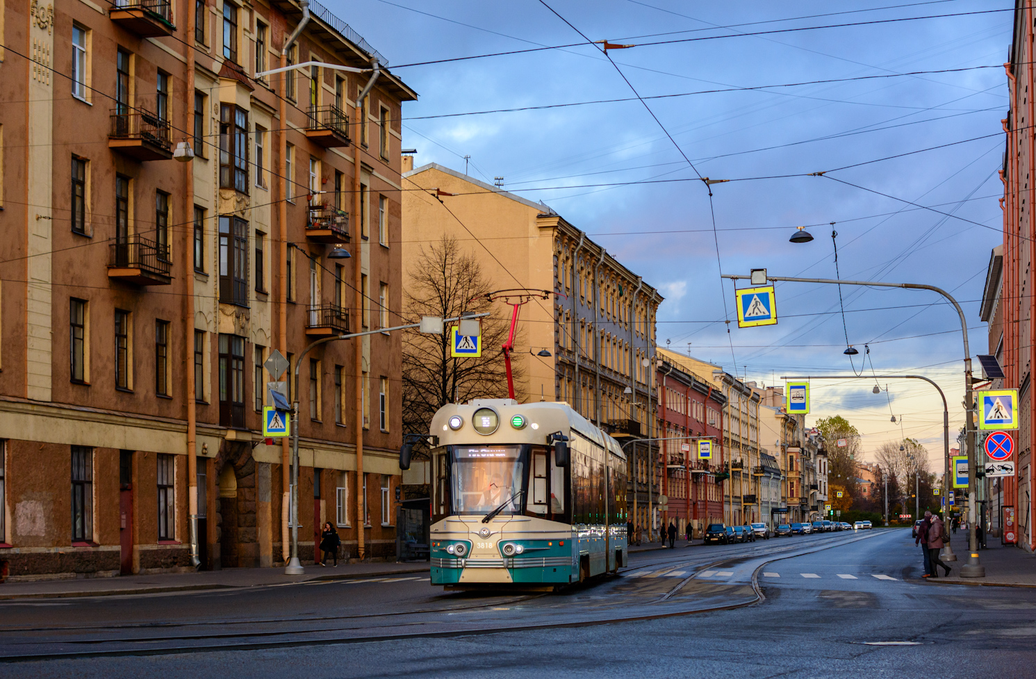 Санкт-Петербург, 71-421Р-01 «Довлатов» № 3818