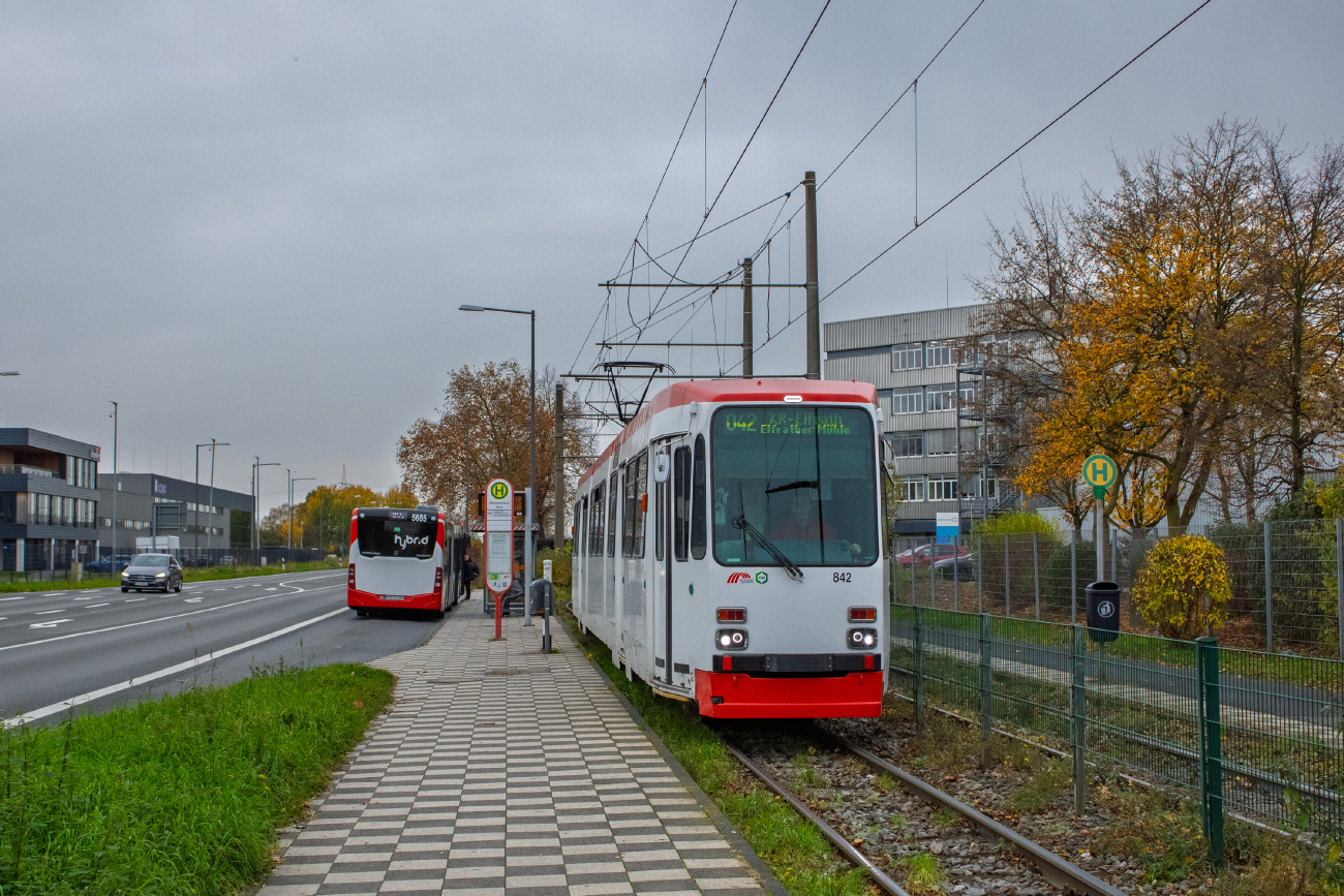 Крефельд, Duewag M8C № 842