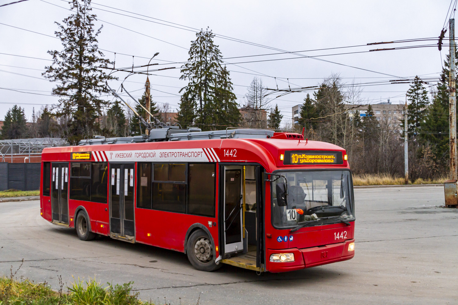 Ижевск, БКМ 321 № 1442