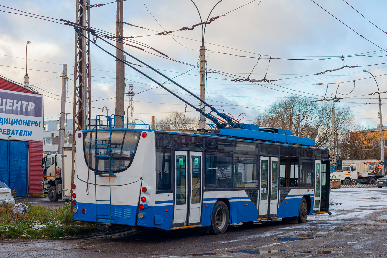 Vologda, VMZ-5298.01 “Avangard” č. 816