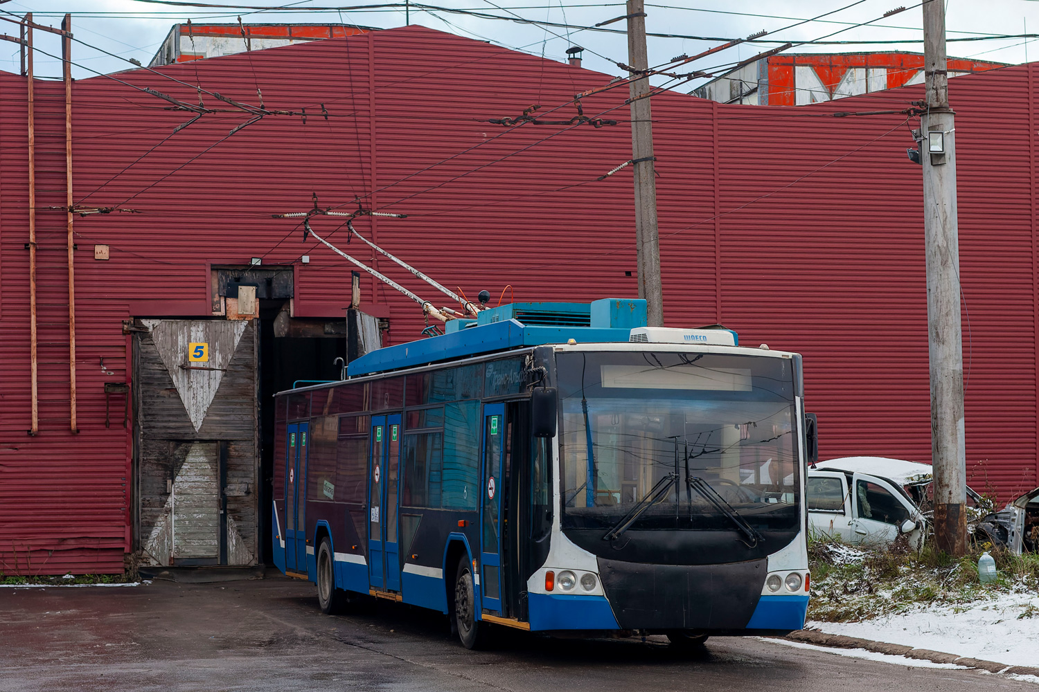 Вологда, ВМЗ-5298.01 «Авангард» № 811