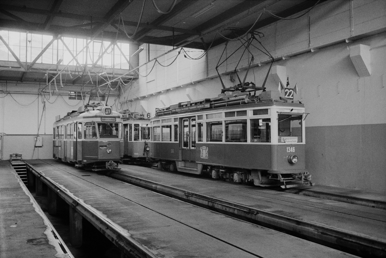 Цюрих, SWS/MFO Be 4/4 "Karpfen" № 1428; Цюрих, SWS/MFO Ce 4/4 "Elefant" № 1346