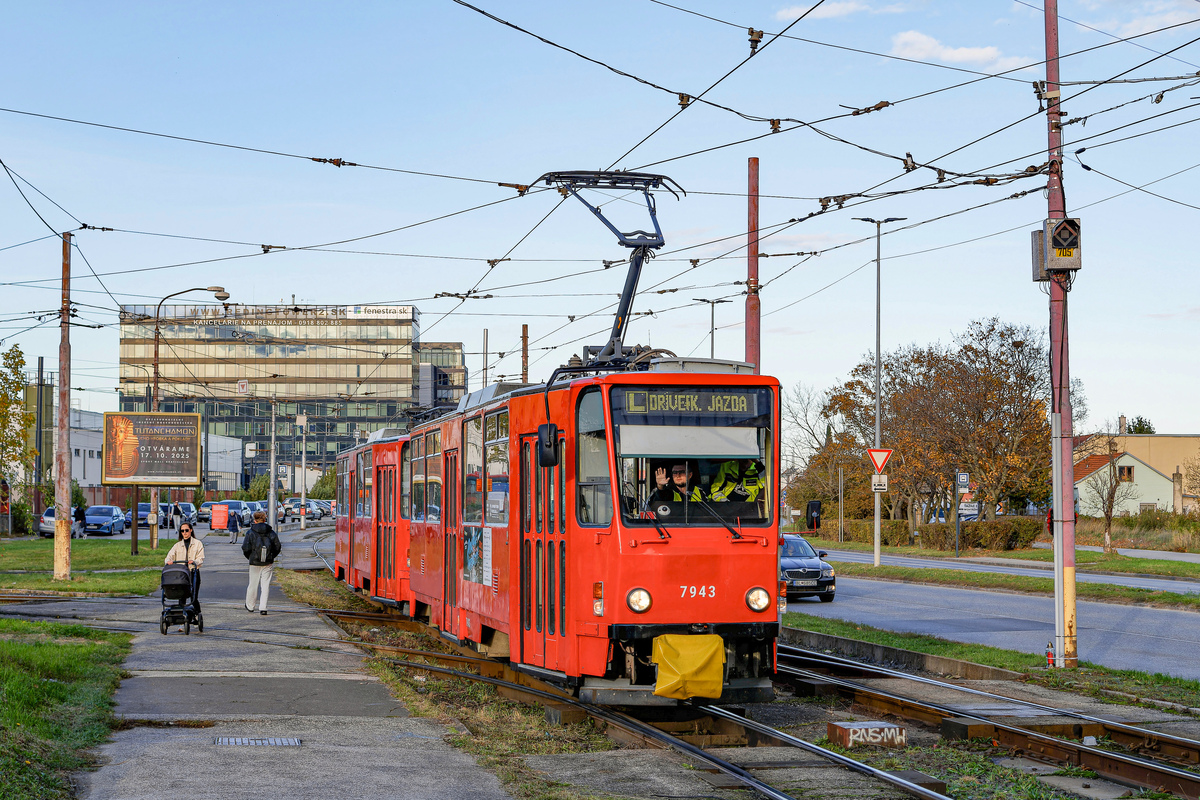 Братислава, Tatra T6A5 № 7943