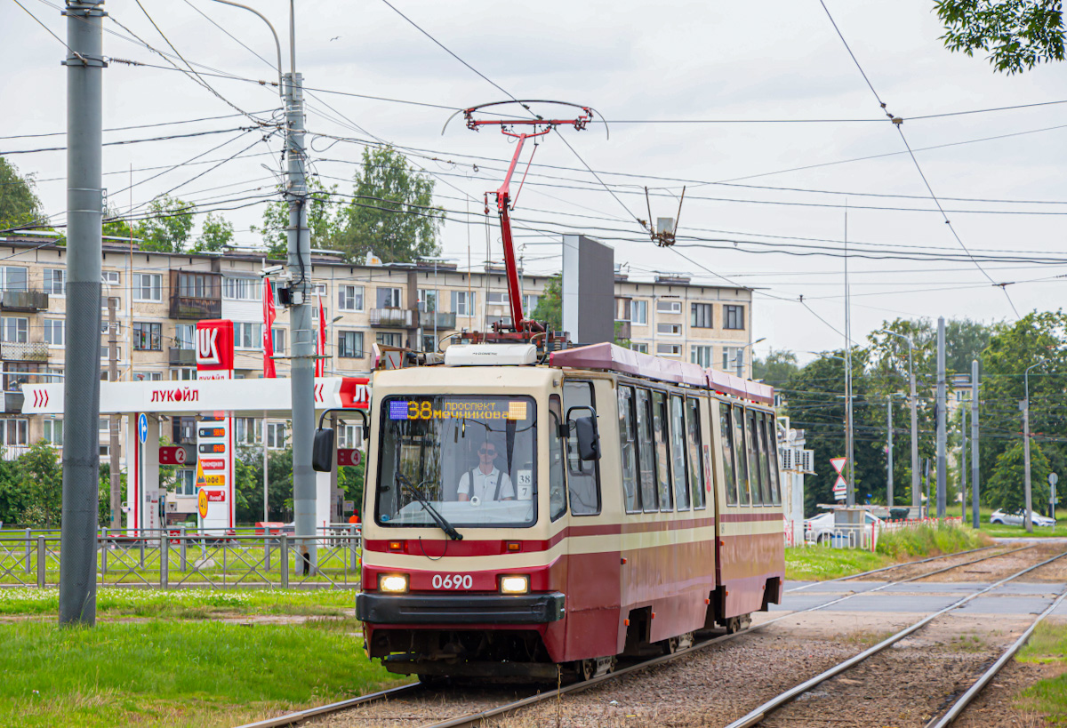 Санкт-Петербург, ЛВС-86М2 № 0690