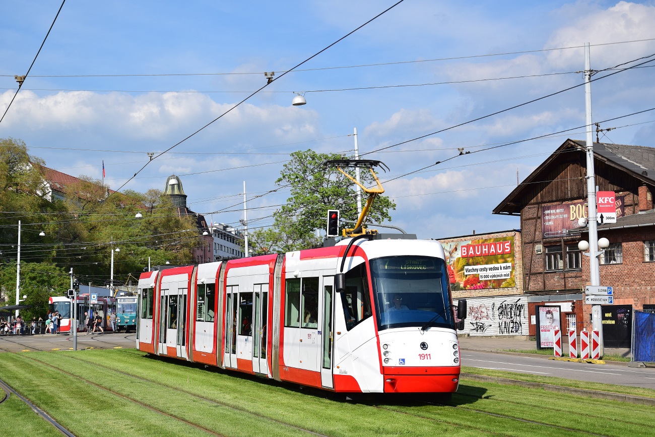 Брно, Škoda 13T Elektra № 1911