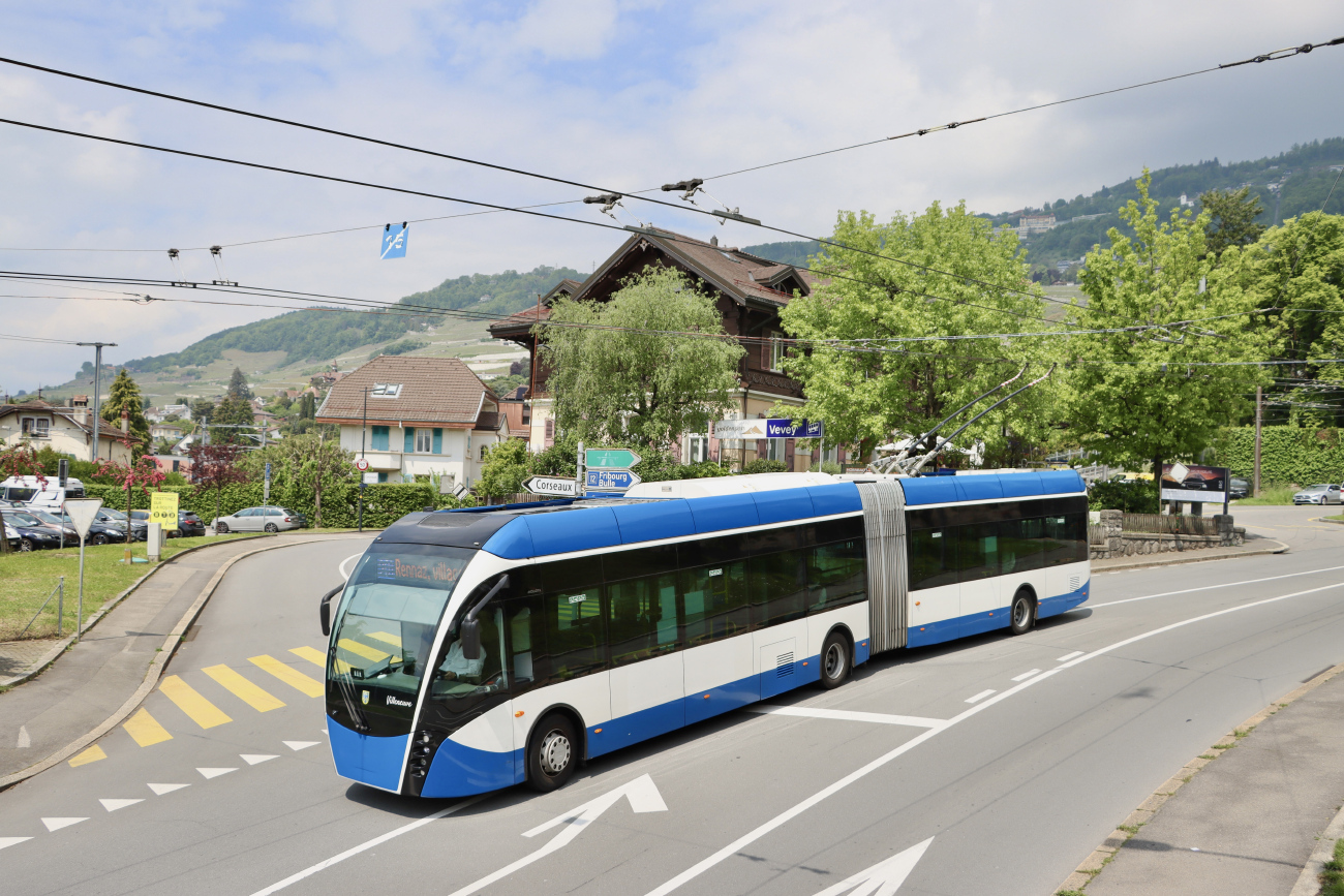 Вёве — Монтрё — Блоне, Van Hool Exqui.City 18 № 804