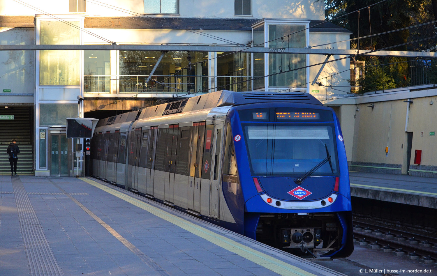 Мадрид, CAF Madrid Serie 7000 MT № M-7127