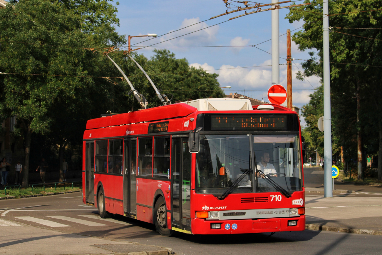 Будапешт, Ikarus 412.81 № 710