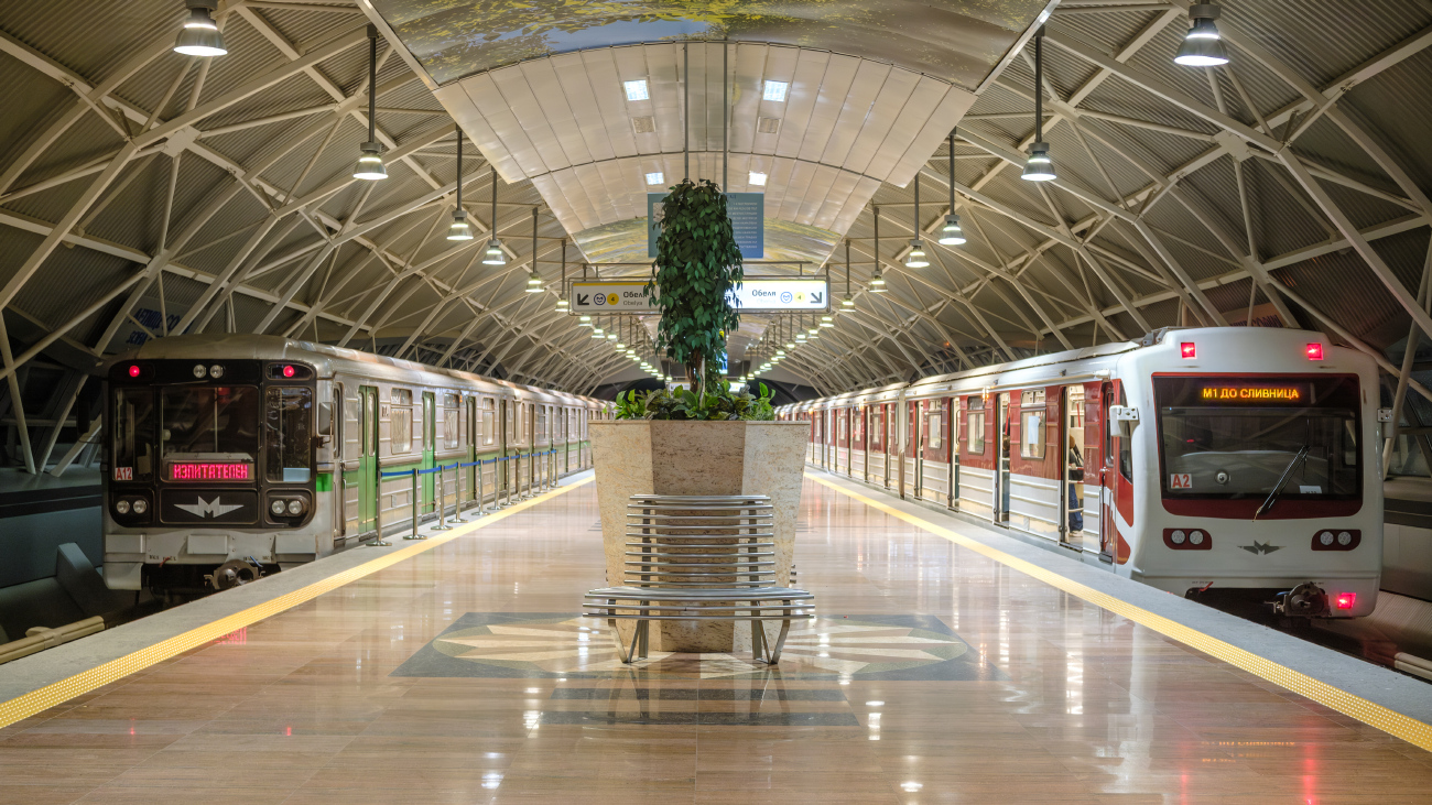 Szófia, 81-717.4 — 1004; Szófia, 81-717.4K — 1008