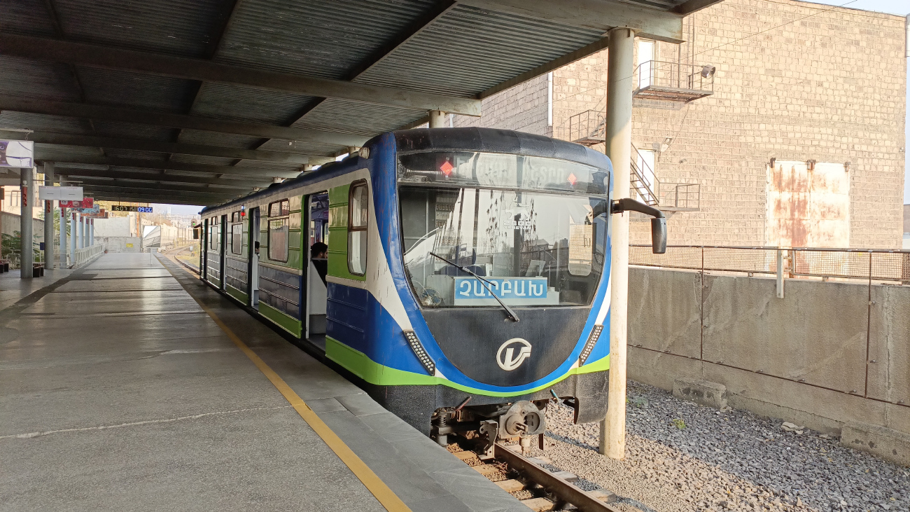 Ереван, 81-717M № 0112