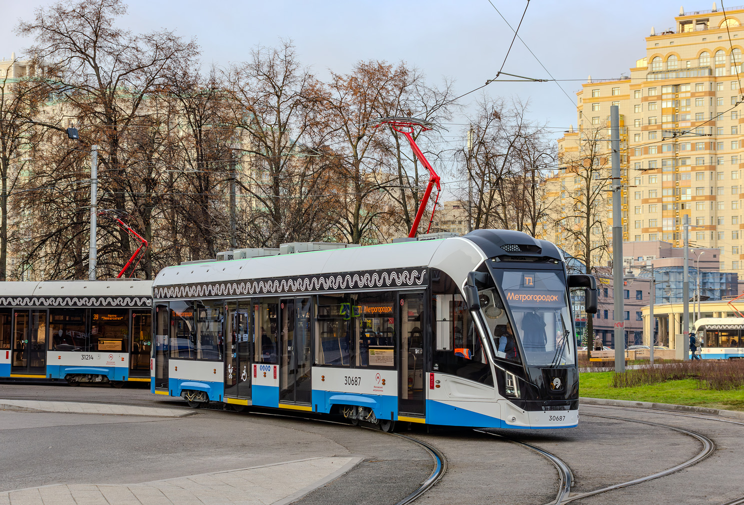 Москва, 71-911ЕМ «Львёнок» № 30687