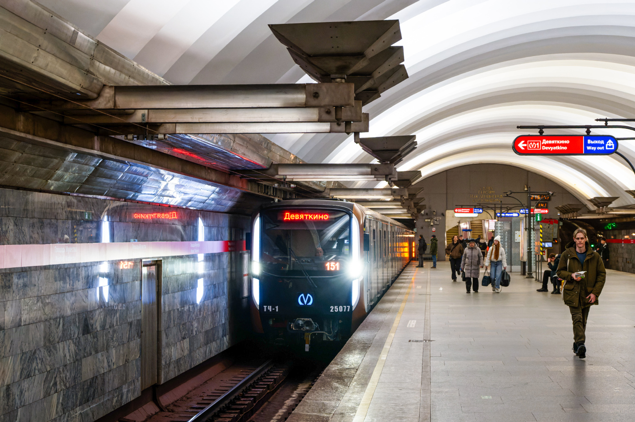 Санкт-Петербург, 81-725.1  «Балтиец» № 25077