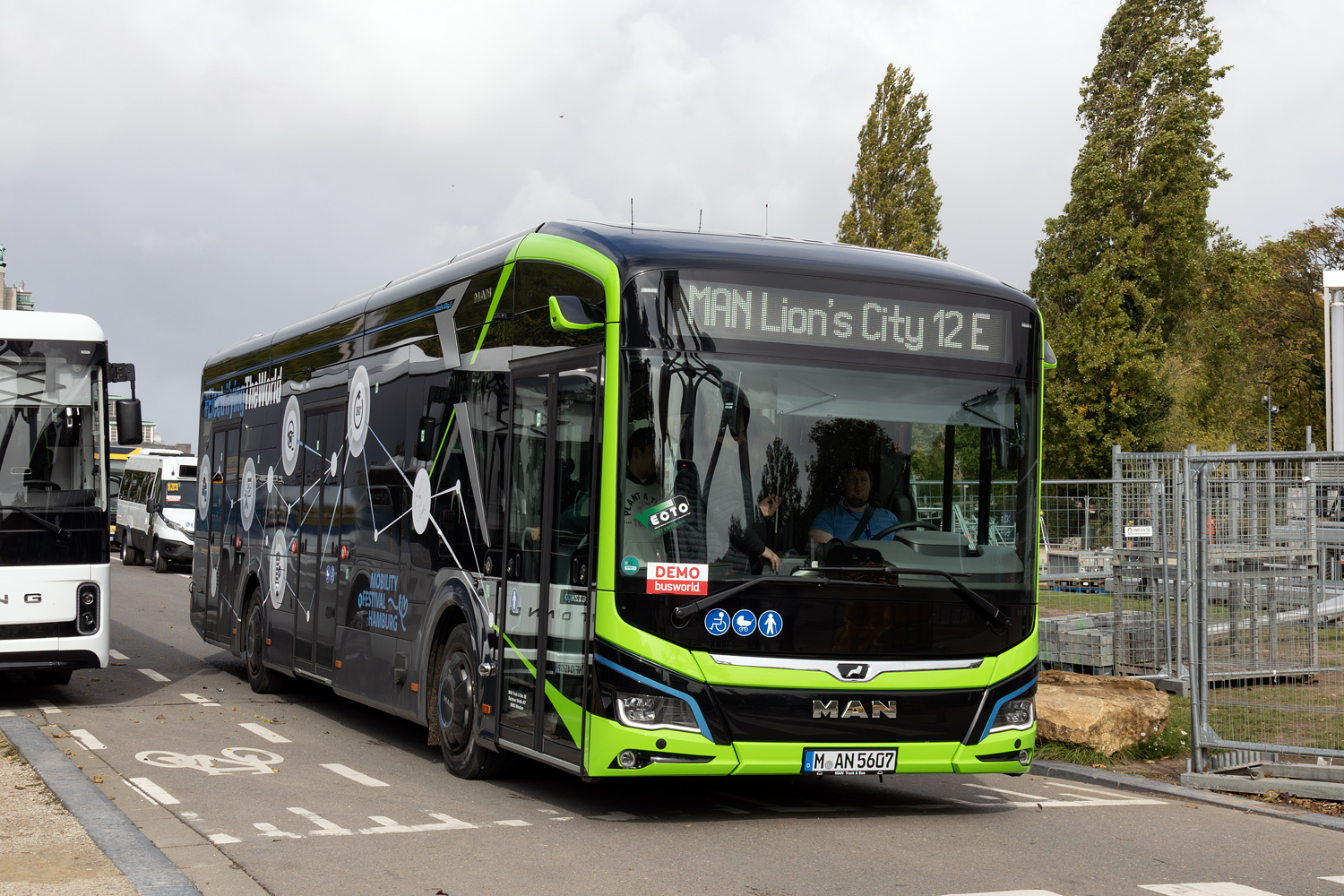 Мюнхен, MAN 12C Lion's City 12 E NL326 № M-AN 5607; Брюссель — Busworld Europe 2025