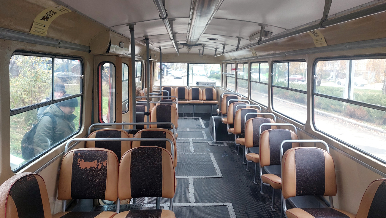 Черновцы, Škoda 9TrH27 № 208