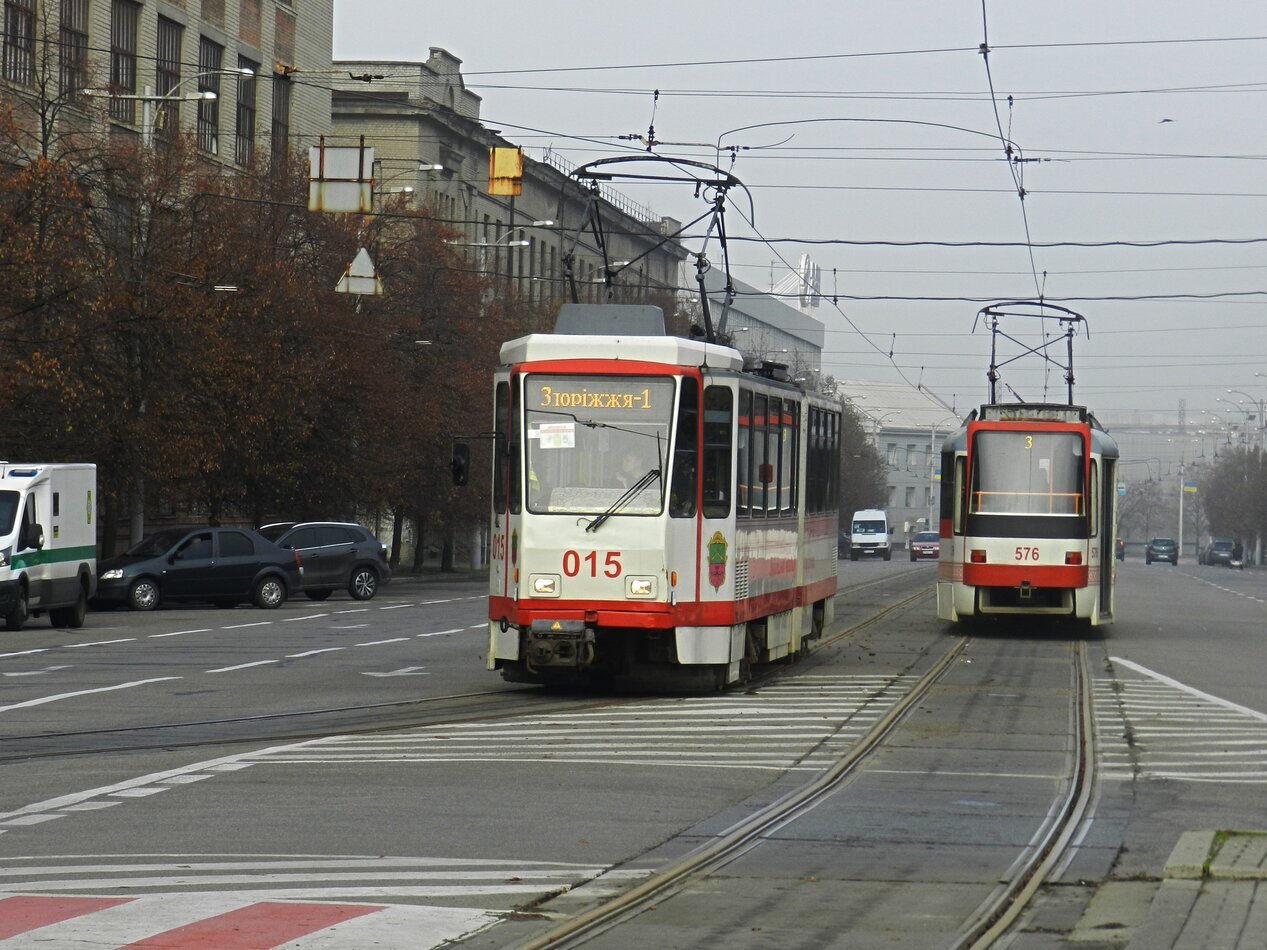 Запорожье, Tatra KT4DM № 015; Запорожье, T-3UA-3-ЗП № 576