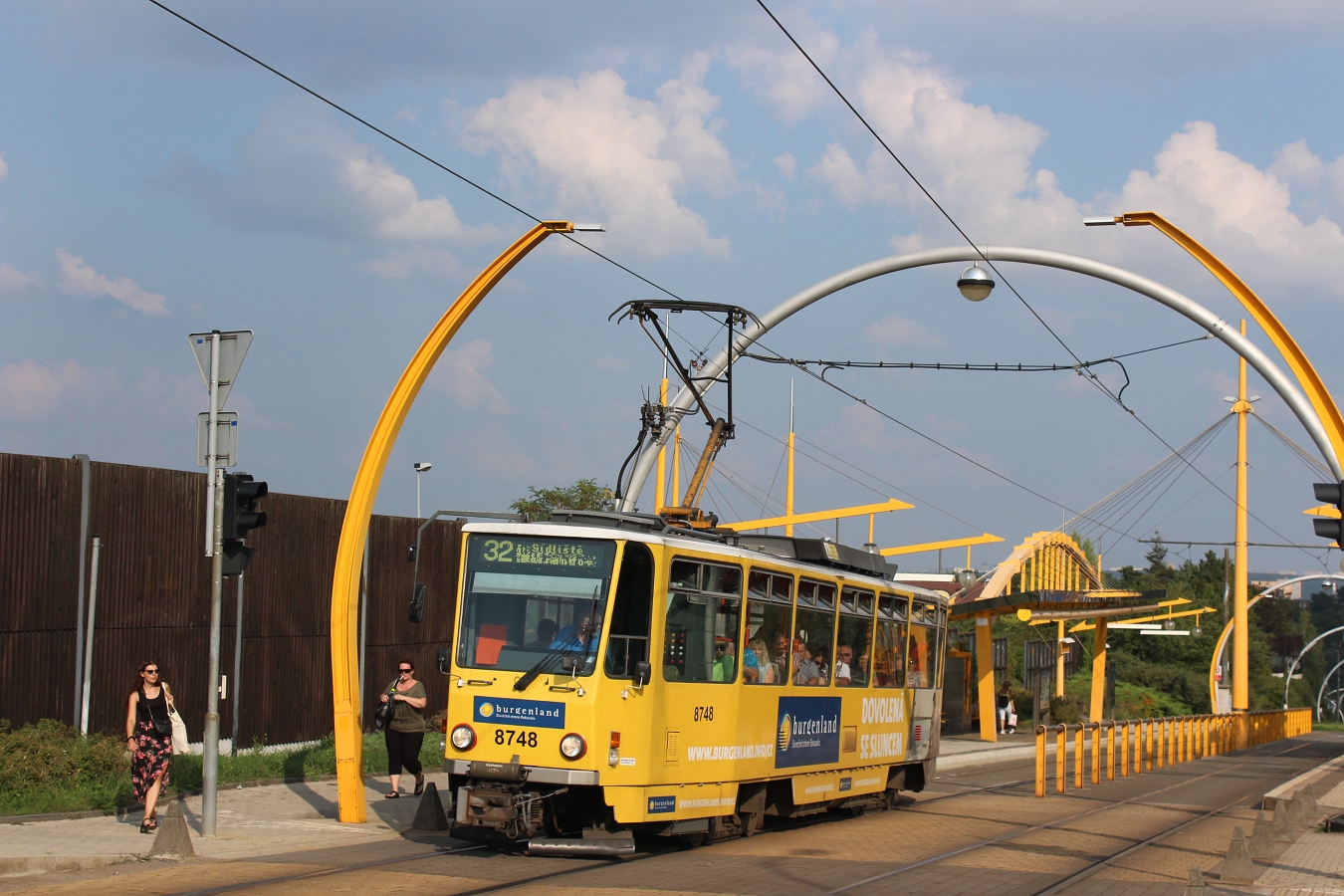 Прага, Tatra T6A5 № 8748