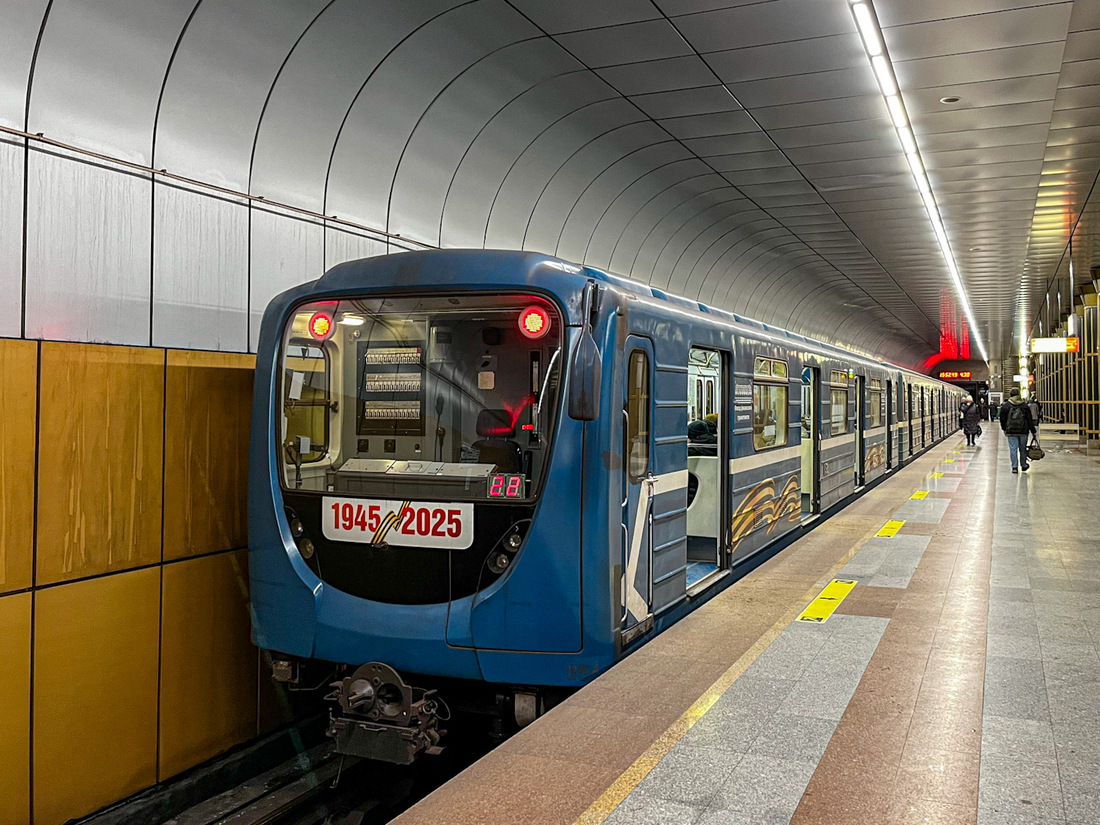 Новосибирск, 81-717.5М (ОЭВРЗ) № 1158