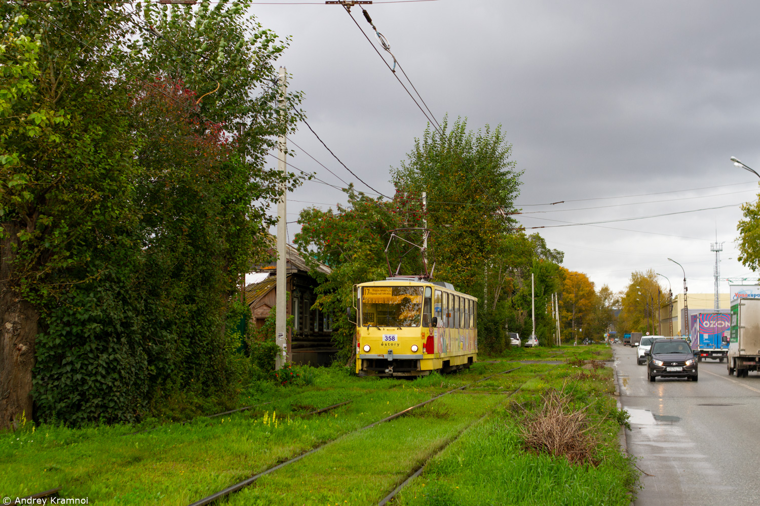 Jekatyerinburg, Tatra T6B5SU — 358
