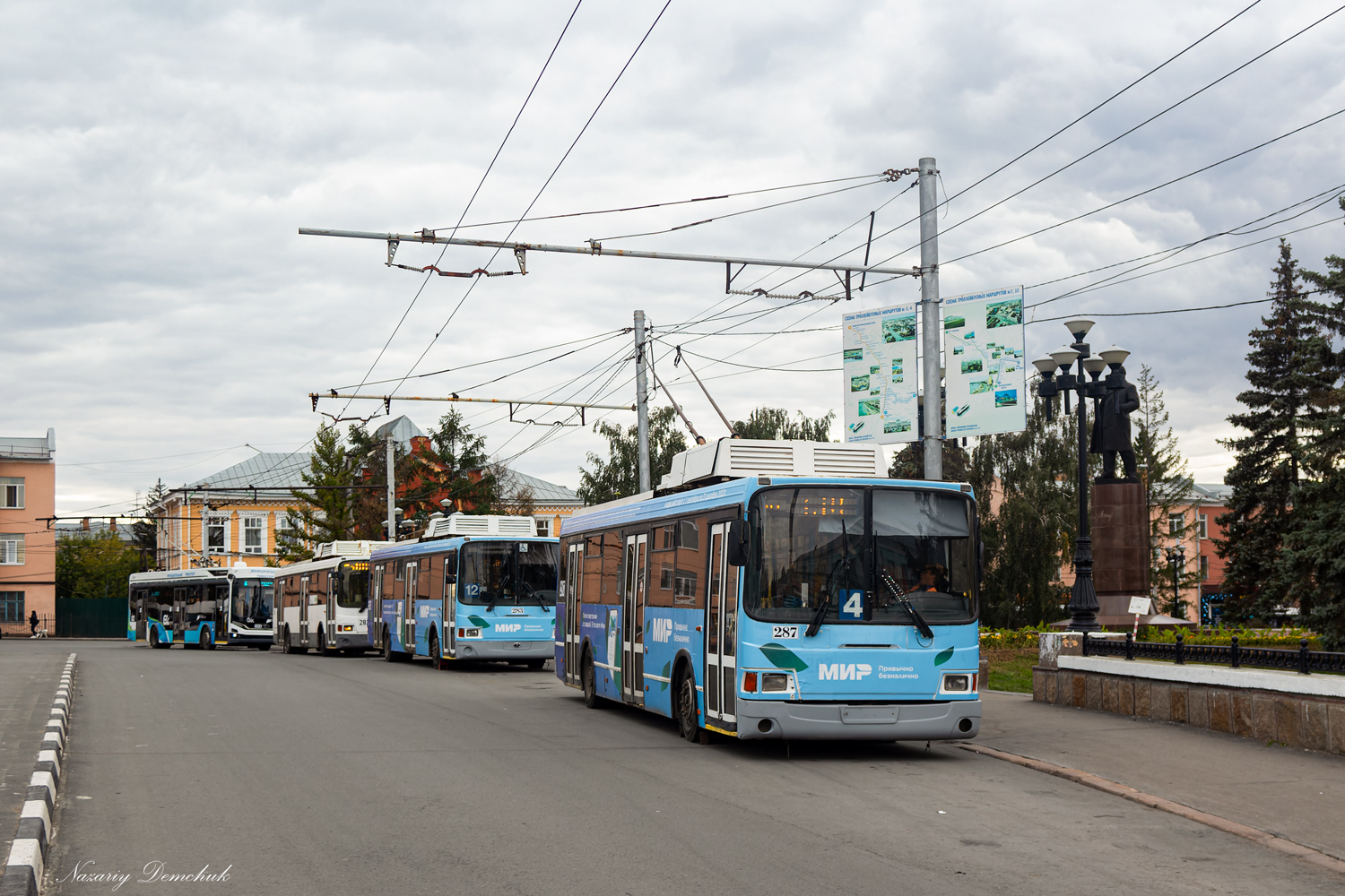 Омск, ЛиАЗ-52803 № 287