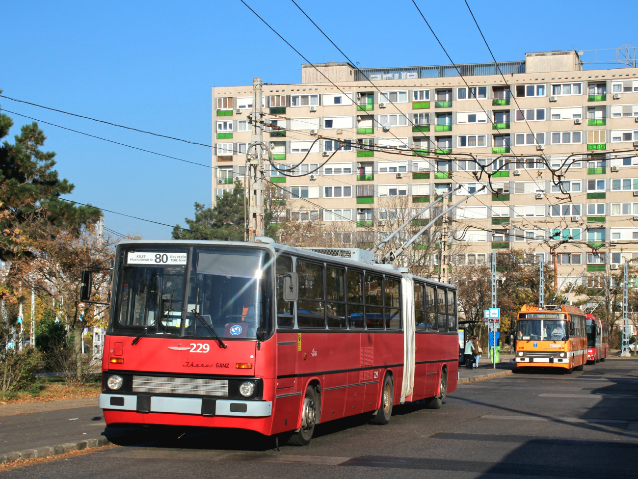Будапешт, Ikarus 280.94 № 229