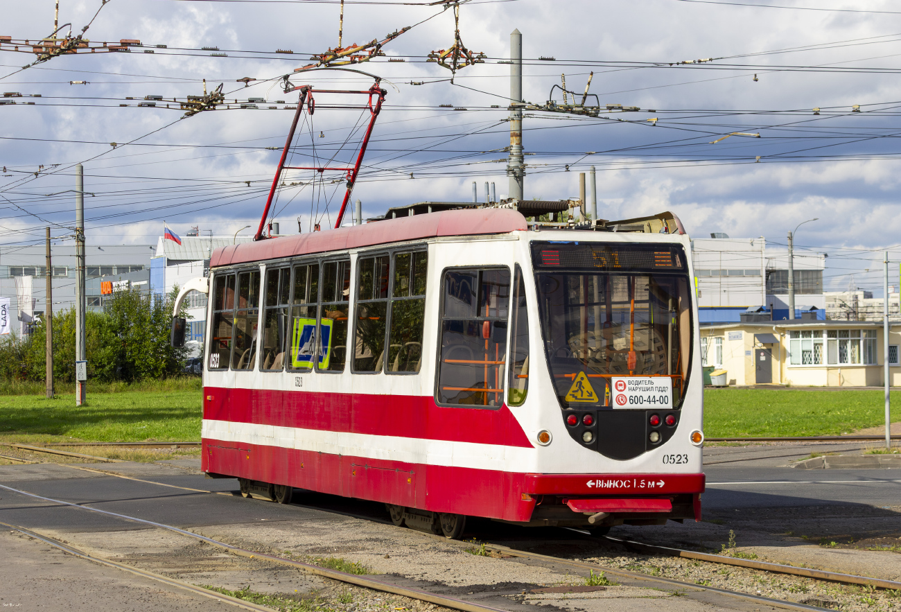 Sankt Petersburg, 71-134A (LM-99AVN) Nr 0523