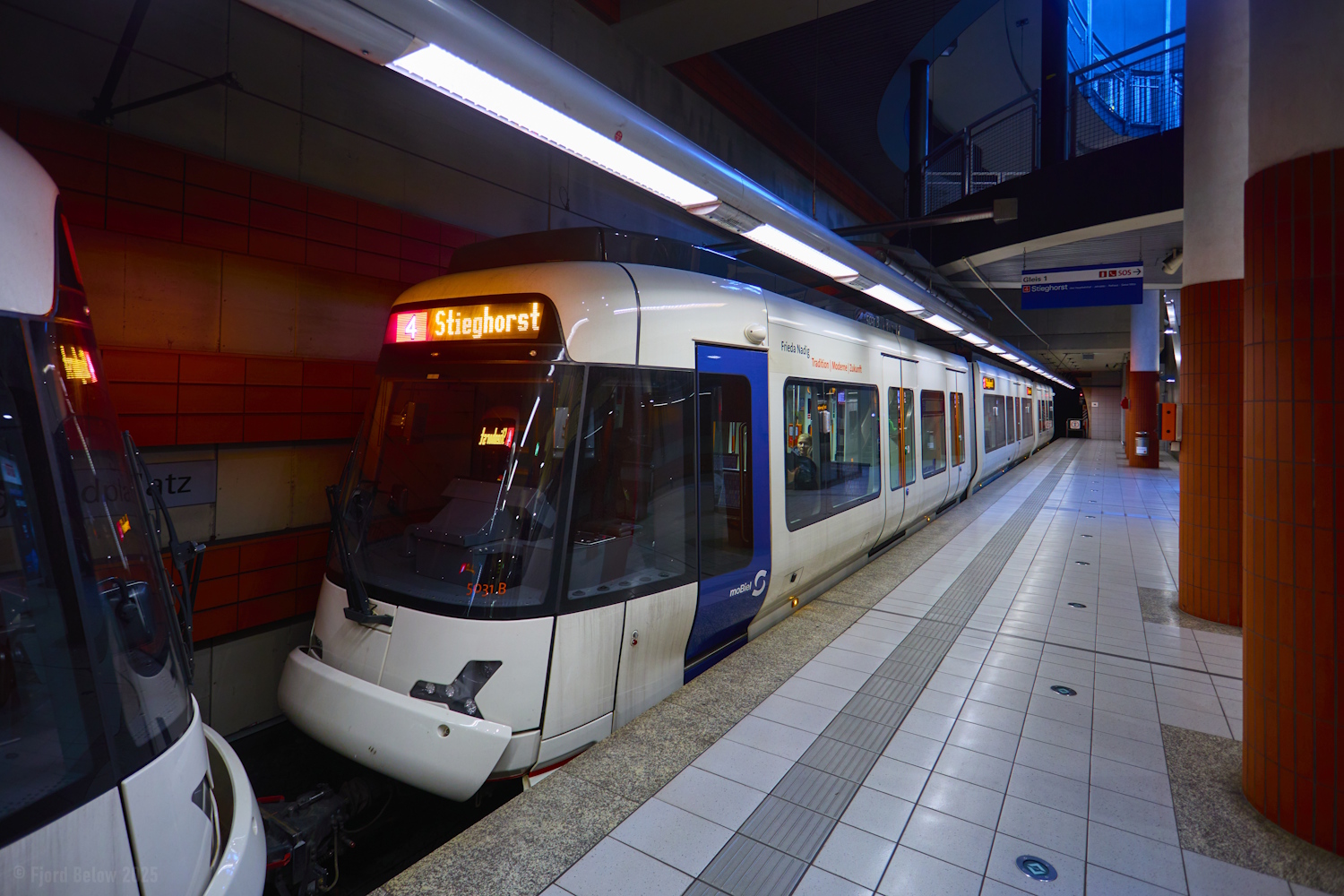 Билефельд, Vossloh GTZ8-B Vamos № 5031