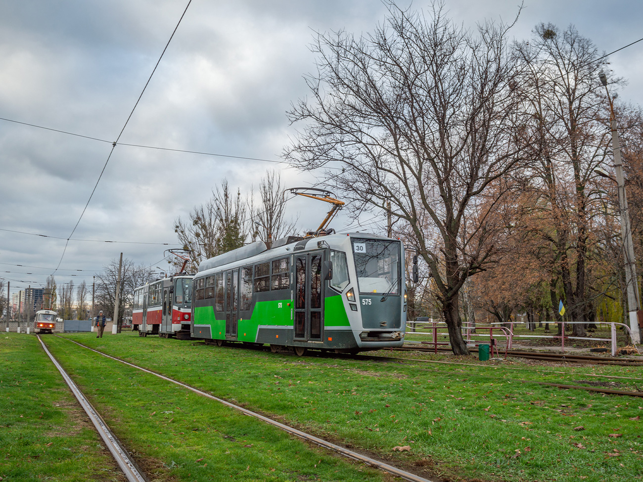 Harkov, Tatra T6A5 — 8747; Harkov, T3 VPNP — 575