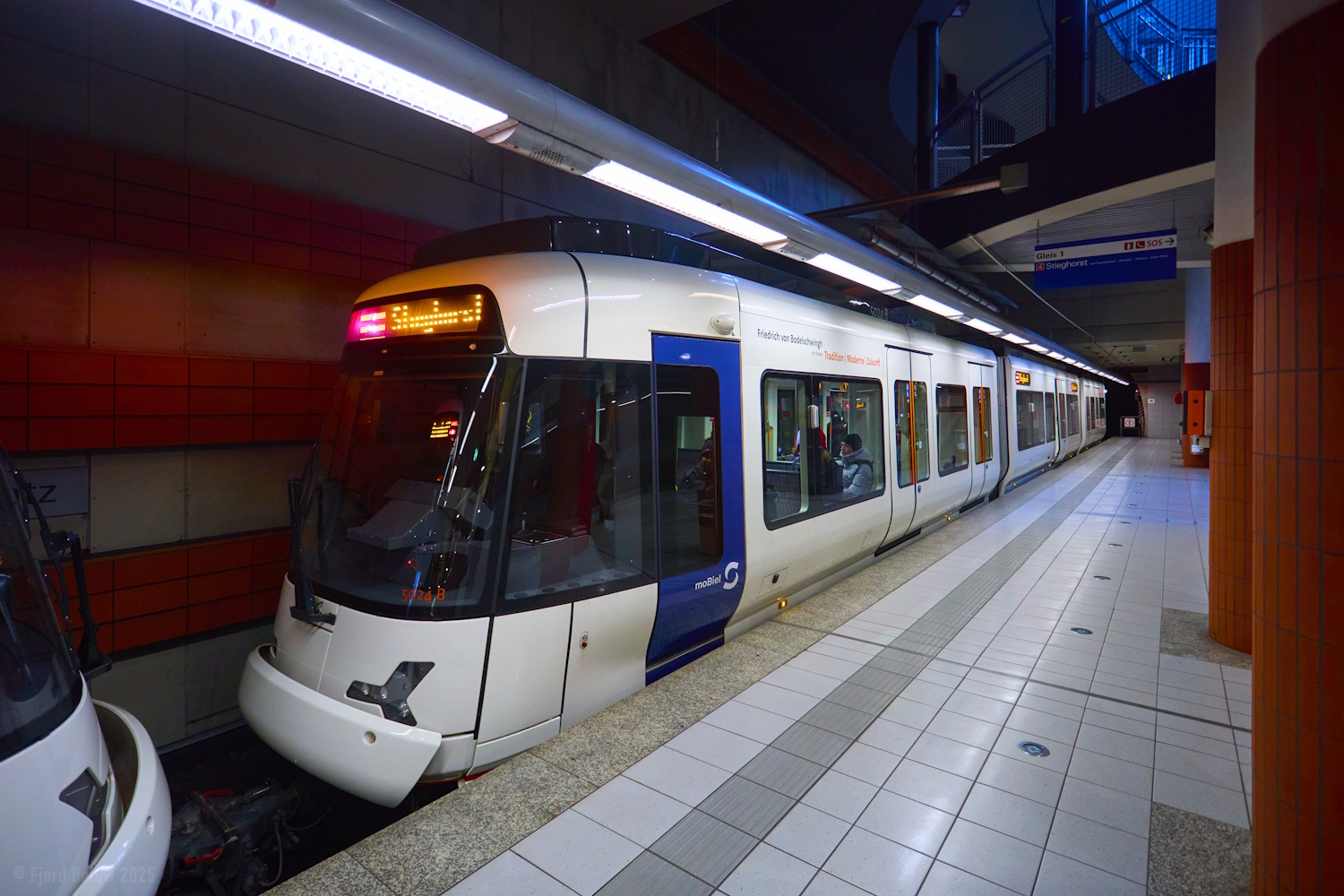 Билефельд, Vossloh GTZ8-B Vamos № 5024