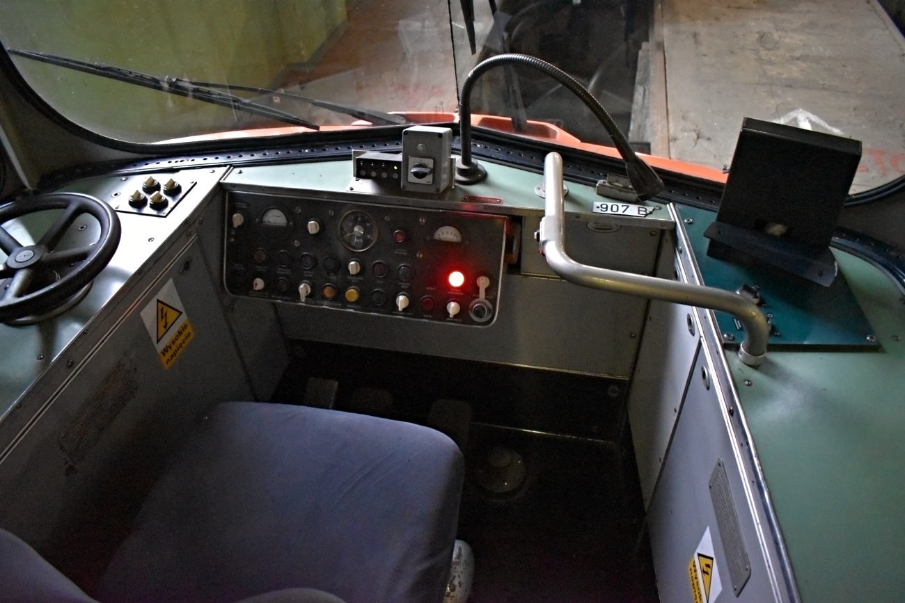 Poznań, Duewag O č. 907; Poznań — 145 anniversary of public transport in Poznań