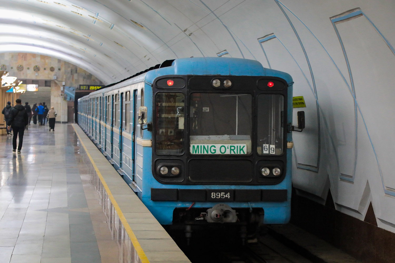 Ташкент, 81-717.5 (ЛВЗ/ВМ) № 8954