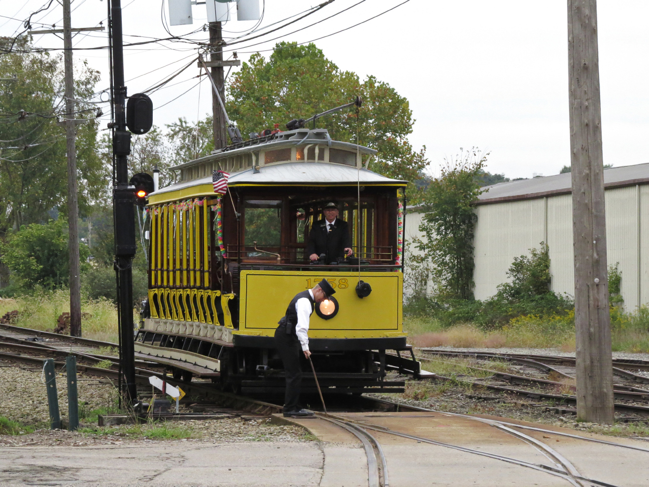Washington, PA, 4-axle motor car Nr. 1758; Washington, PA — Tramway Line and Infrastructure